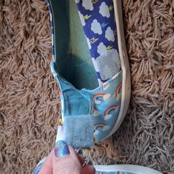 Kids TOMS Rainbow Slip-On Shoes with Sun Accent Size T 11 - Picture 3 of 6